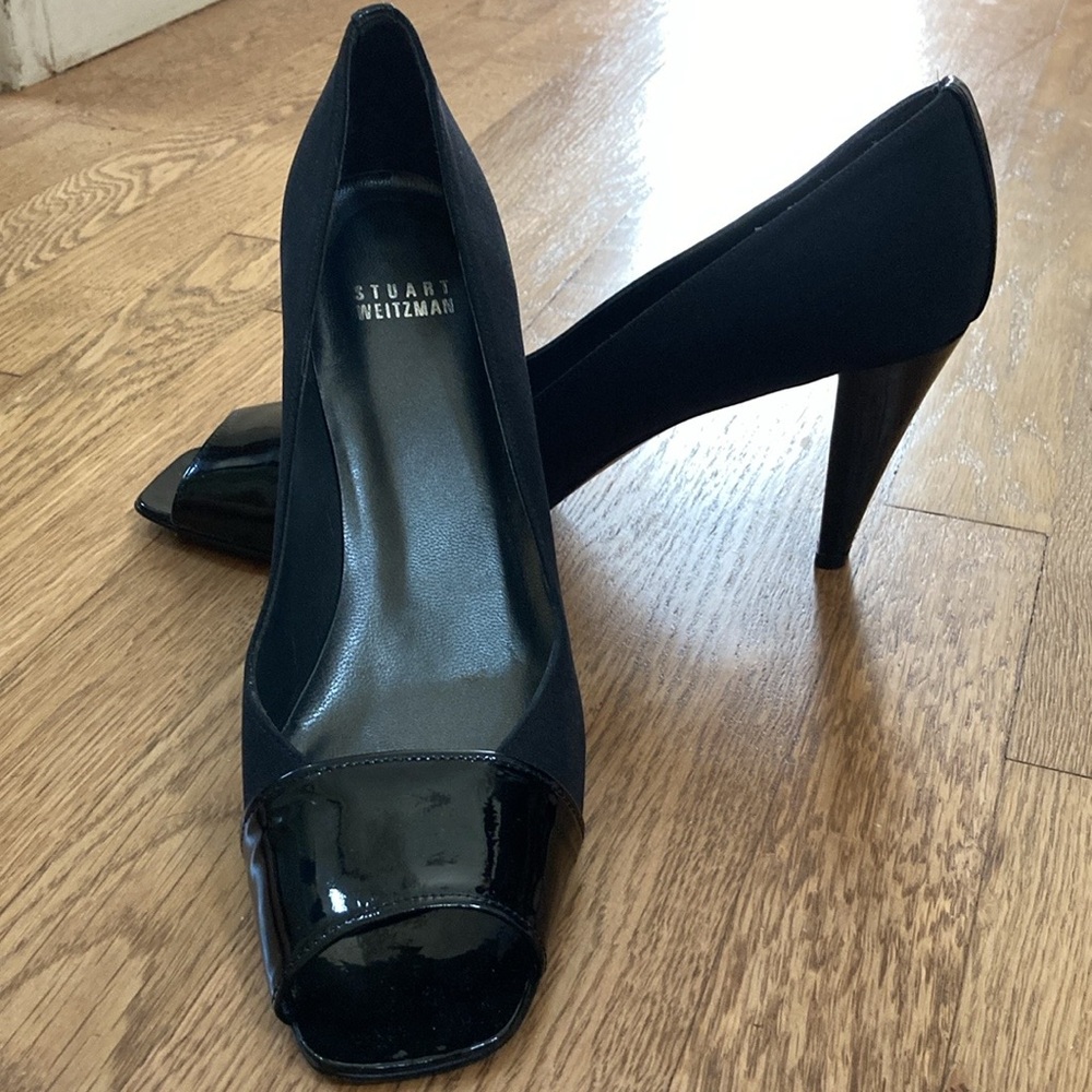 Stuart Weitzman heels, size 9